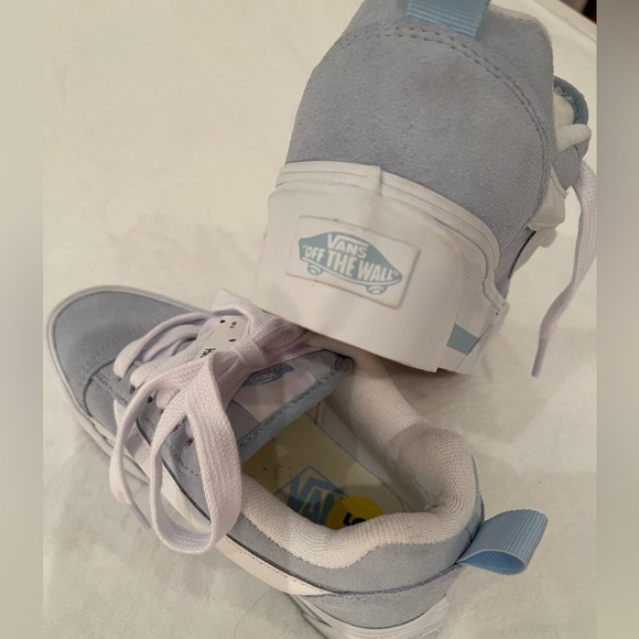 Women’s Vans White and Light Blue Platform Sneakers - NWT - Picture 9 of 10